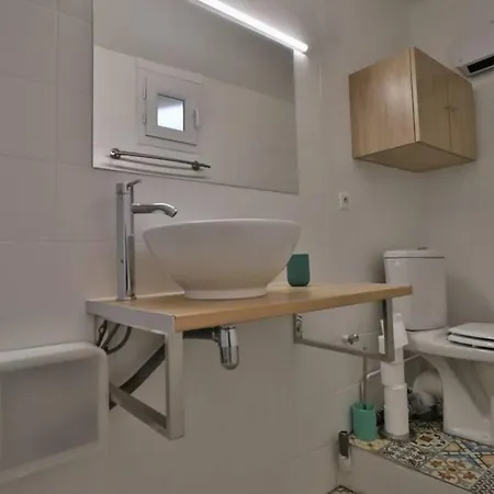 Wifi Studio Climatise Dans Le Centre Historique Ajaccio (Corsica)